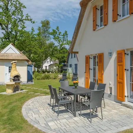 Adlerhorst Modern Retreat * Glowe